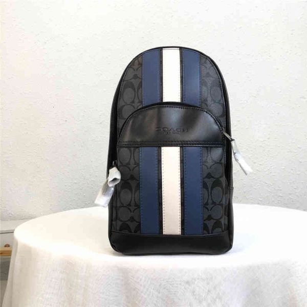 

2021 c family men's chest bag, cowhide print crossbody trend bag, Black;red