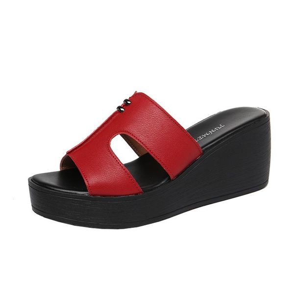 

slippers 2021 leather for women's comfortable outer wear summer fashion with platform muffins and sandals, Black