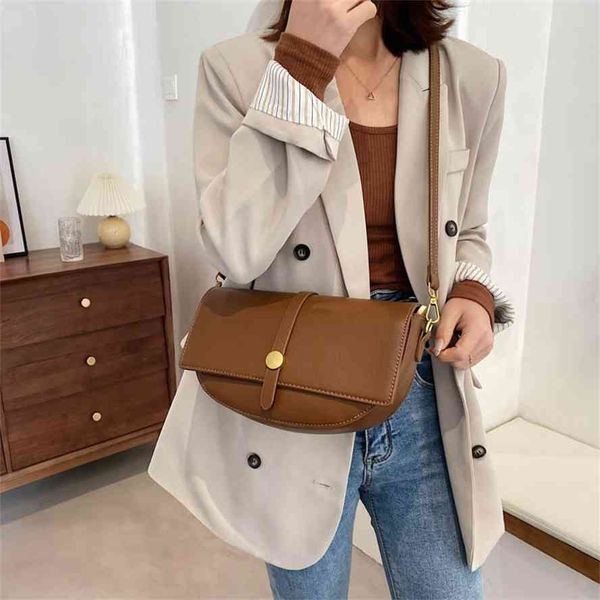 

2021 spring new saddle korean fashion pu texture large capacity women's single shoulder messenger bag