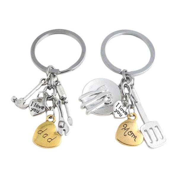 

party favor 2pcs creative letter design alloy key chains mother's day father's gift