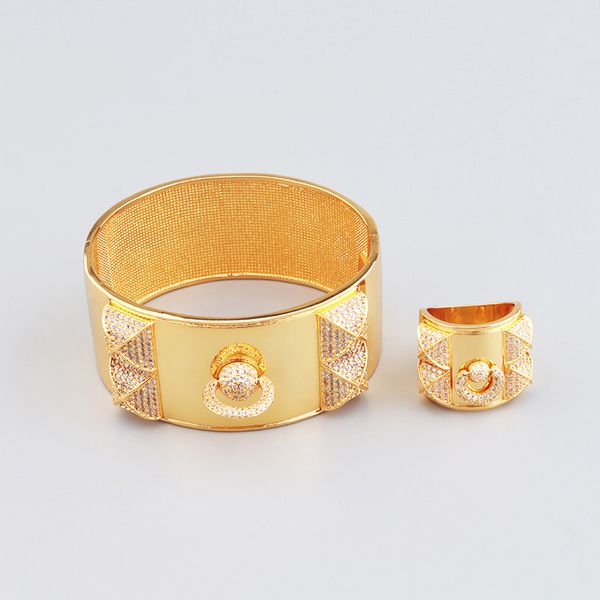 

retro pull ring diamond cone women's creative bracelet jewelry copper plated micro set zircon luxury banquet, Golden;silver