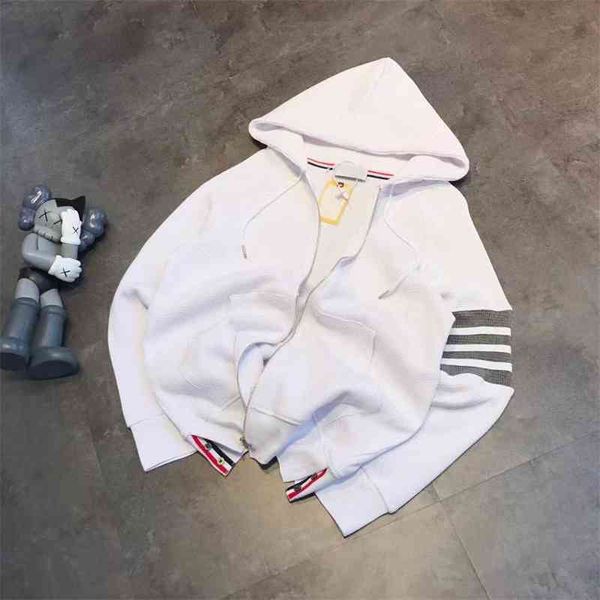 

chaopai tb2021 autumn new color contrast loose yarn dyed one-piece hooded zipper sweater jacket for lovers1, Black