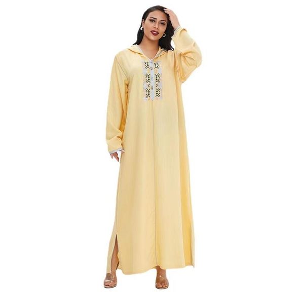 

casual dresses a muslim dress is an embroidered robe, Black;gray