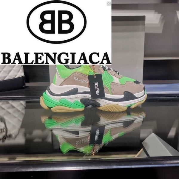 

designer luxury brand women and men sneakers loafers boots moccasins buckles lace-ups dress shoes qmfu