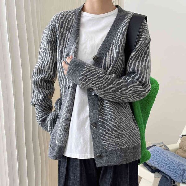 

women's sweaters [eam] gray big size knitting cardigan sweater loose fit v-neck long sleeve women fashion autumn winter 2022 1de3108 ir, White;black