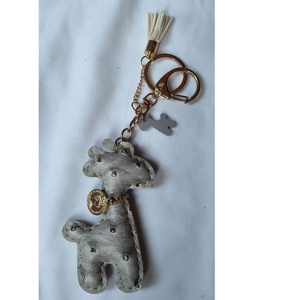 

luxury fashion pu leather giraffe keychain party favor pendant creative car cute key ring bag charm business promotion gift, Silver