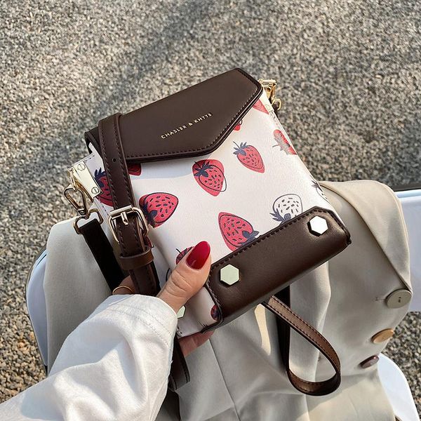 

evening bags pu designer leather fashion design trendy crossbody shoulder bag for women 2021 summer small cute handbags and purses chain