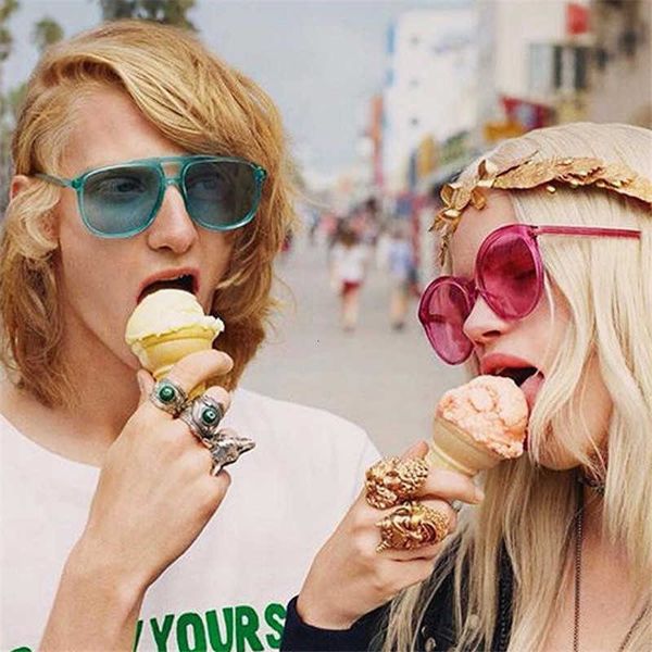 

aviator sunglasses 2021 fashion candy color sunglasses for women men outdoor travel eyeglasses thin pc frame uv400 eyewear oculos gafas de s, White;black