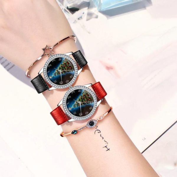 

wristwatches christmas diamond leather band analog quartz wrist watches gif09.22, Slivery;brown