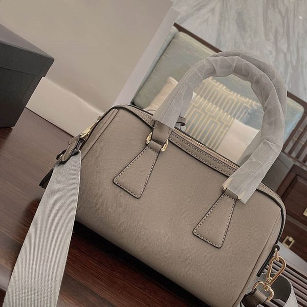 

designer women pillow handbag 20cm fashion shoulder bag designer black crossbody luxurys shopping bags ladies purse