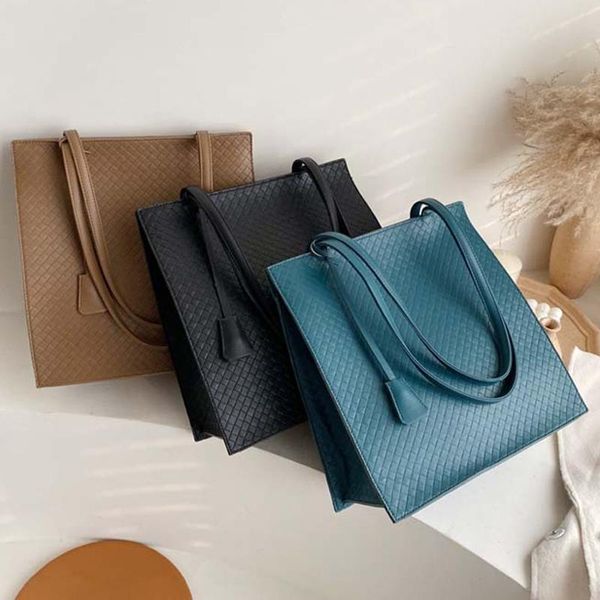 

leather bag, female handbag, woven shoulder bag, large-capacity woven bag