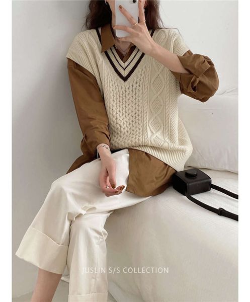 

autumn college style knitted vest women's twist v-neck loose, White