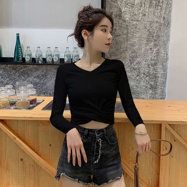 

women's new design in 2021 with high waist and short close fitting navel top, White