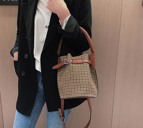 

cross body small bag female 2021 autumn trend all-match messenger fashion woolen bucket