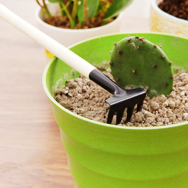 

3 pcs set mini spade shovel harrow mini garden supplies flowerpot tools potted plants maintenance wooden handle plant soil shovels gardening