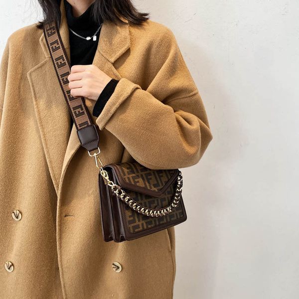 

luxury handbags woven chain in hand 2021 new korean chaoxiao square wide strap single shoulder women's bag