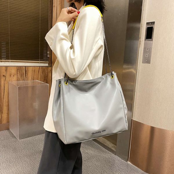 

hbp autumn and winter shoulder large capacity women's 2021 new net red versatile fashion chain tote bag