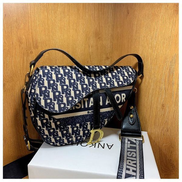 

designer bags armpit female 2021 new canvas saddle bag fashion horseshoe bag wide shoulder belt embroidered satchel 0211 uk78