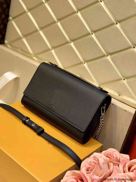 

2021 fashion bag luxurys designers bags handbags womenbags crossbodybag wallet delivery,d073