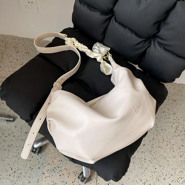 

evening bags niche design high-end large-capacity handbags 2021 fashion simple messenger bag underarm shoulder width: 35cm