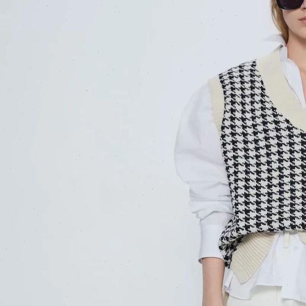 

2021 new autumn winter women plaid vest v neck sleeveless knitted sweater casual chic lady pullover female pull woman clothes, White;black