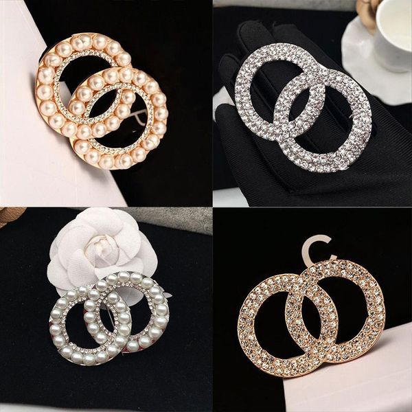 

sale designer brooch famous letter diamond pin tassel women luxury brooches jewelry clothing decoration, Gray