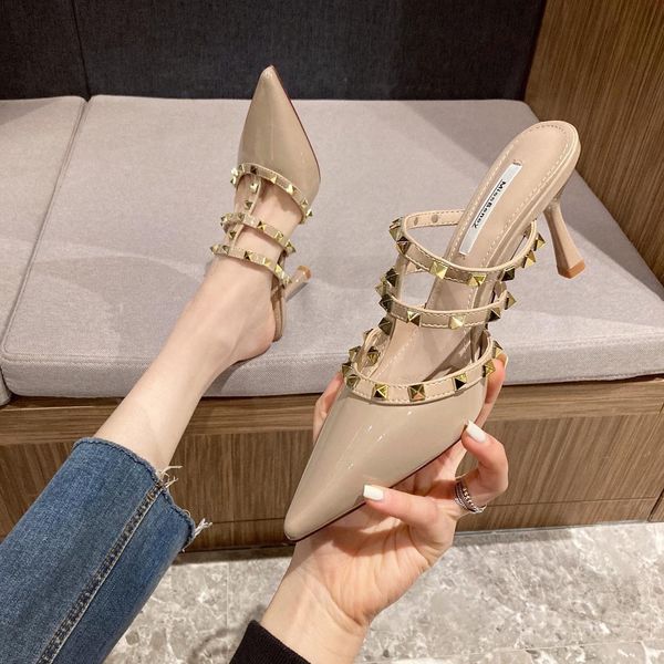 

2021 spring and summer style pointed thin heel semi trailer rivet high-heeled slippers female slim liuding baotou sandals 5615-7, Black