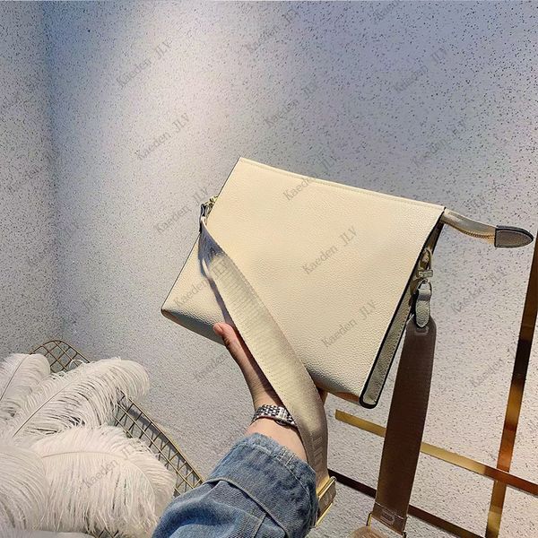 

diagonal cross bag luxury designer female postman shoulder bag stylish retro style single shoulder classic messenger bag