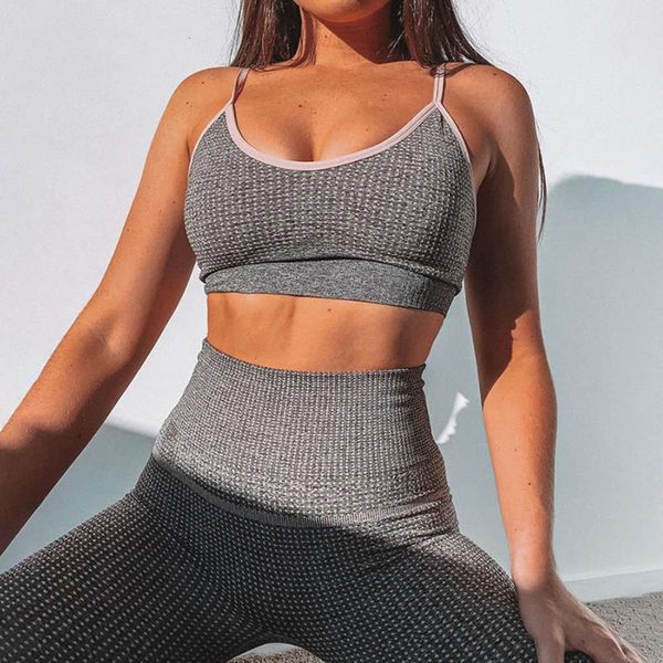 

2020 new summer men's sling hip lifting seamls knitting yoga fitns suit, Gray