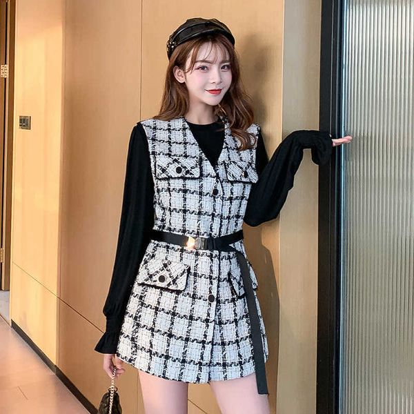 

autumn winter two piece set long sleeve base +plaid sleeveless v-neck single breasted vest suit 210529, White