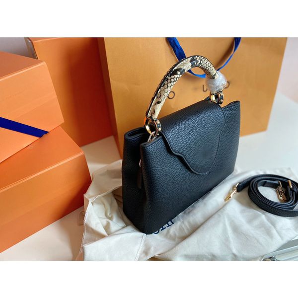 

pieces of designer fashion bag coin purse old flower embossed classical chain shoulder bag lady purse belt bag 27*20cm0, Black