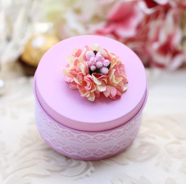 

100pcs round shape gift boxes tinplate wedding candy box with beautiful flower small party favor wholesale