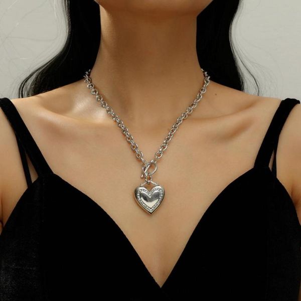 

goth gothic shaped link chain choker necklaces statement lover heart pendant necklaces for women jewelry collier, Golden;silver