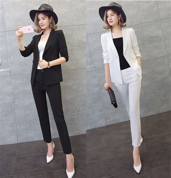 

high-quality fine-fitting small wind female suits aira, White;black