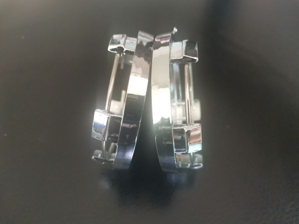 

100pcs 60mm car wheel center hub cap wheel dust-proof covers badge for mustang