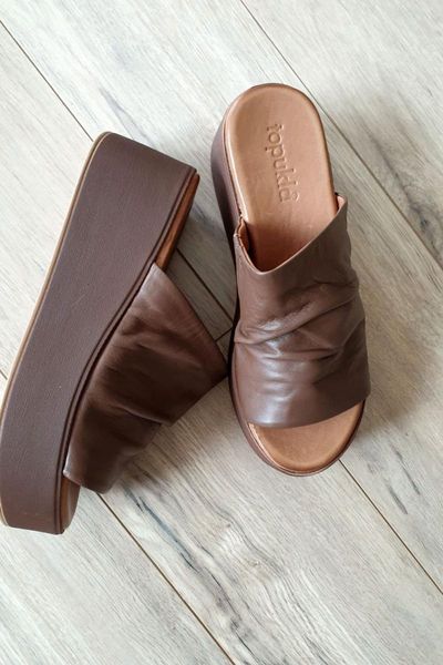 

slippers leather, Black