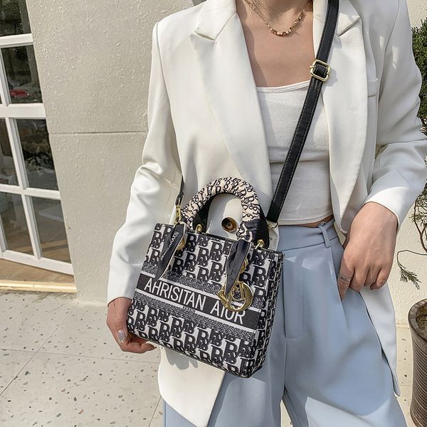 

70% s beibei shangpin new trend canvas diana portable one shoulder slant across bag