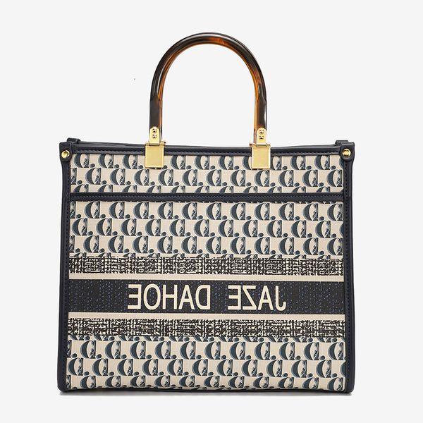 

and autumn capacity winter 202 1 new fashion net red shopping bag large single shoulder portable women's diagonal cross