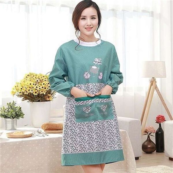 

a bib for people's clothes, a cloth cooking, wterproof pron cooking