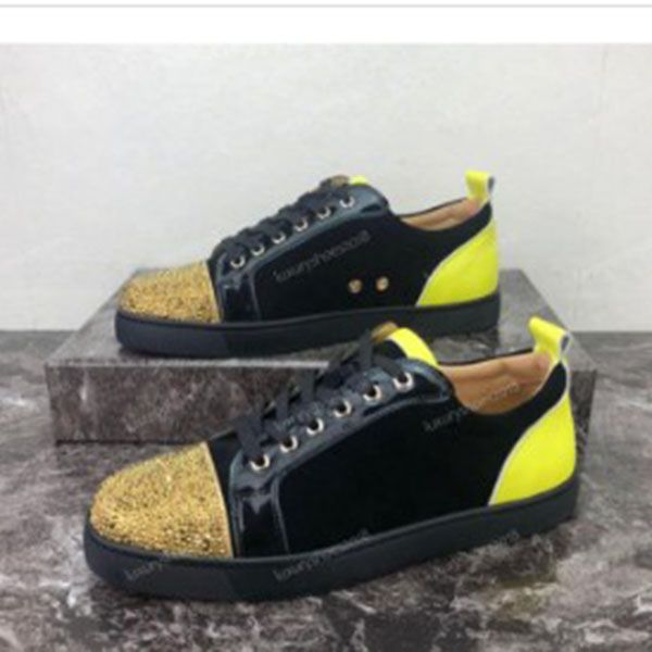 

2021 luxury designer red sole suede leather rhinestone strass spikes men women flat low-lace-up casual sneaker chaussures mkj006, Red;white