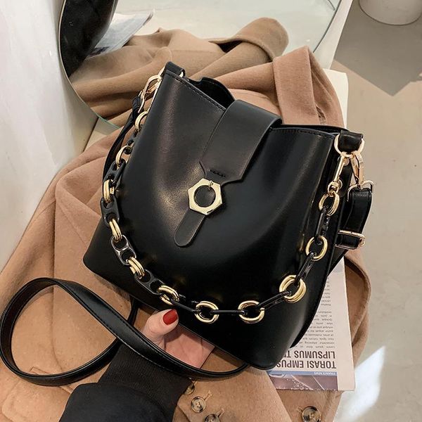 

shoulder bags large capacity solid color pu leather bucket for women 2021 design messenger crossbody handbags female travel bag