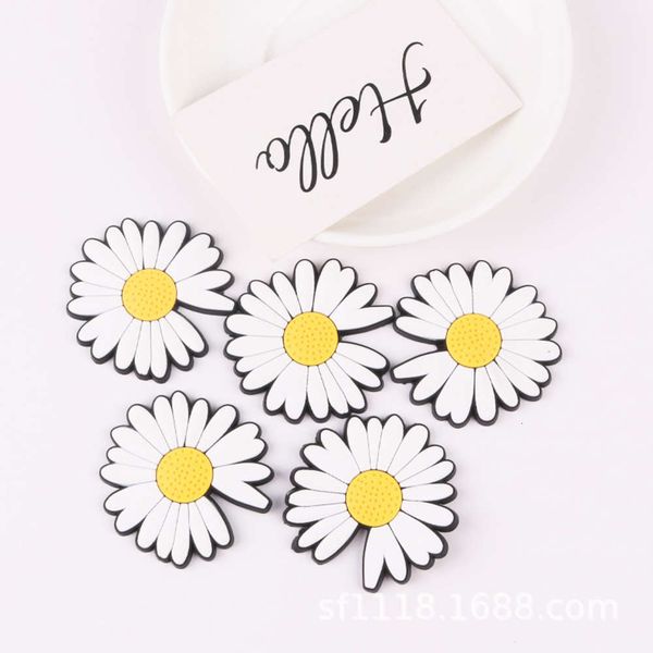 

quanzhilong same small wrinkled chrysanthemum pvc key ring bag mobile phone case diy decoration silicone patch