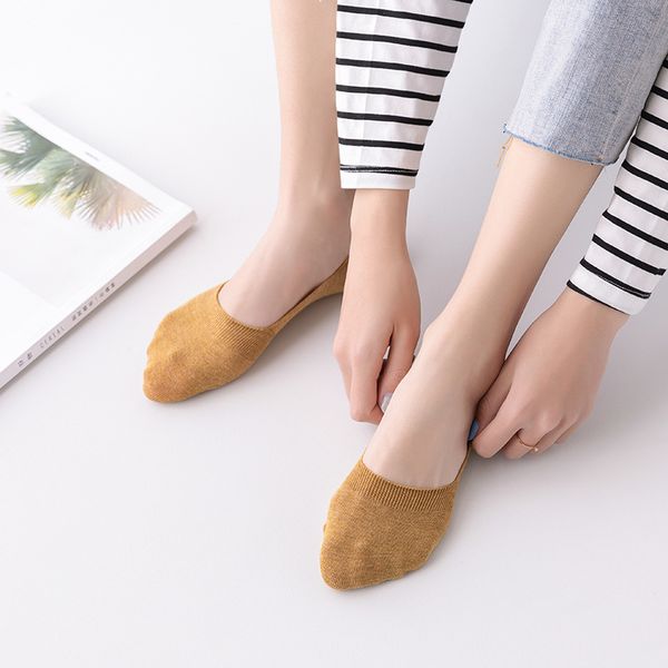

socks hosiery 2021 spring and summer thin pure color shallow mouth invisible boat sile cotton women's socks, Black;white