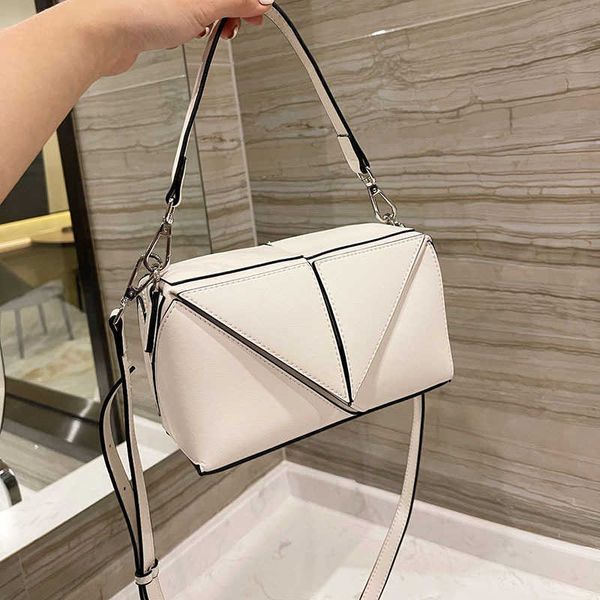 

2021 new single shoulder oblique portable bucket bag splicing folding armpit bag mini geometric deformation small square bagstorage bagszly