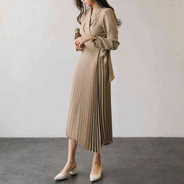 

casual dresses 2022 spring and autumn temperament lady simple atmosphere thin medium length lapel waist lace up pleated long sleeve dresses, Black;gray