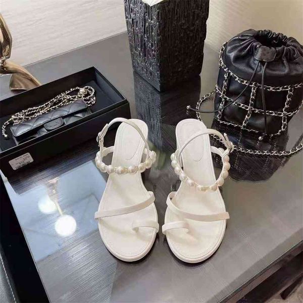 

80% off outlet store xiaoxiangjia summer new gentle fairy style pearl set toe thick heel simple one word roman sandal girl, Black