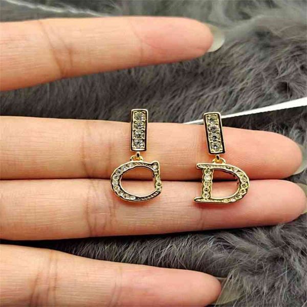 

designer jewelry letter rhinestone 2021 brass fashion earrings 925 silver needles qcch