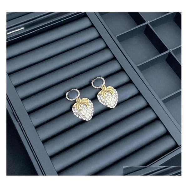

retro strawberry diamond earrings designer letters printed jewelry sets brand rhinestone necklace studs women jllvmb bdesybag, Black