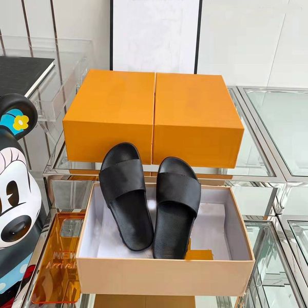 

2022 women's designer flat slippers flip-flops soft summer couple slippers thick bottom increased simple atmospheric sandals 35-43 size, Black