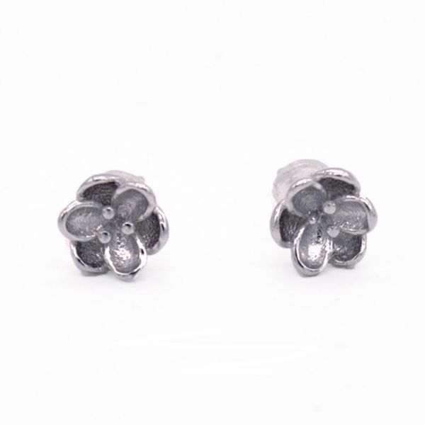 

stud 1 pair anti allergy mini decoration non fading wedding daily gift flower shape girls women earrings, Golden;silver